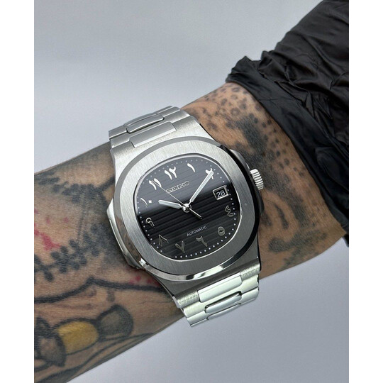 Custom Seiko Mod • Black Arabic Silver Nautilus • 40mm